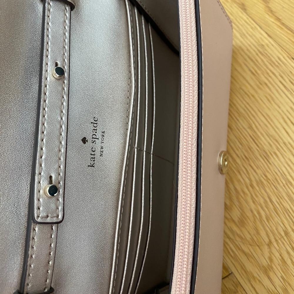 Kate Spade Crossbody - Picture 9 of 9